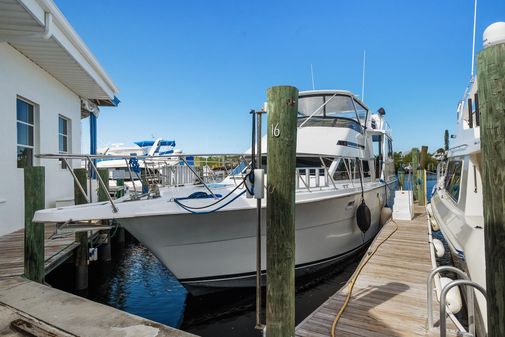 Hatteras 52 Cockpit Motor Yacht image