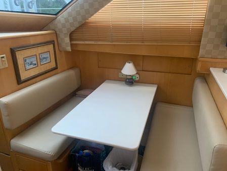 Hatteras 52 Cockpit Motor Yacht image