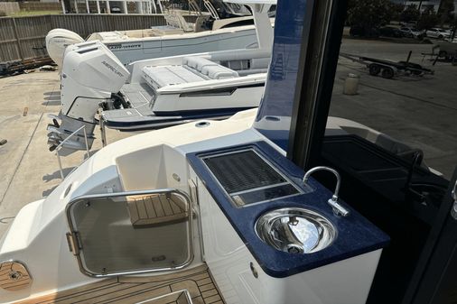 Sea Ray 47 Sundancer image