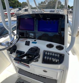 NauticStar 2602 Legacy image