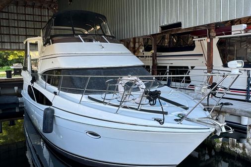 Carver 41-COCKPIT-MOTOR-YACHT image