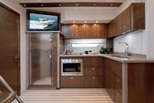 Cruisers Yachts 48 Cantius image