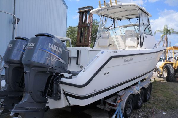 Pursuit 2870 Walkaround Yamaha F225 - main image