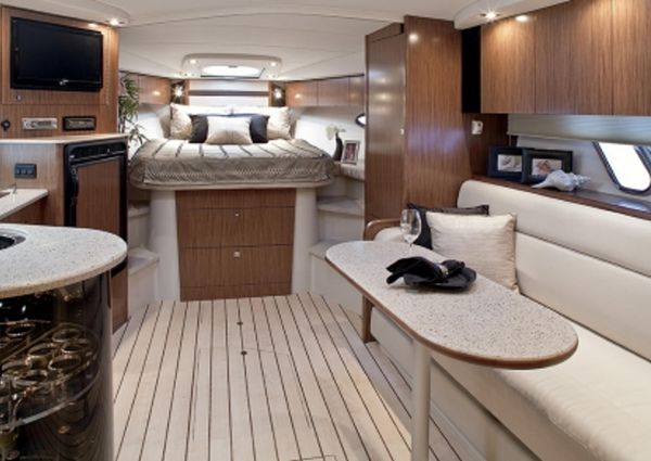 Cruisers-yachts 380-EXPRESS image