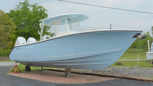 Cobia 320 Center Console