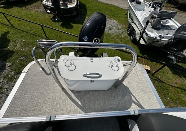 Tahoe-pontoon LTZ-2385-ENT image