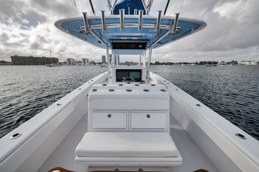 Bahama 41' image