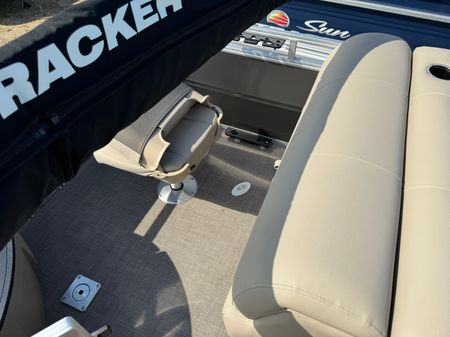 Sun-tracker FISHIN-BARGE-20-DLX image