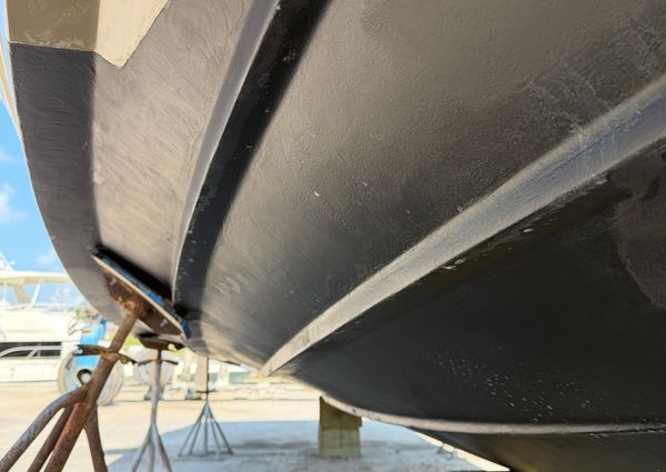 Sea Ray 370 Venture image