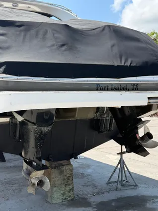 Sea Ray 370 Venture image