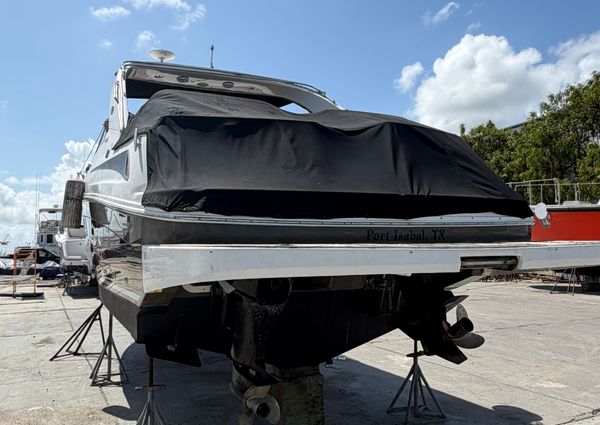 Sea Ray 370 Venture image