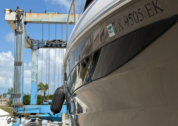 Sea Ray 370 Venture image