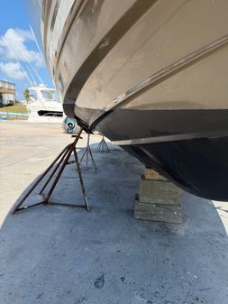 Sea Ray 370 Venture image