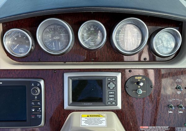 Sea Ray 370 Venture image