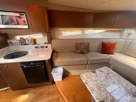 Sea Ray 370 Venture image
