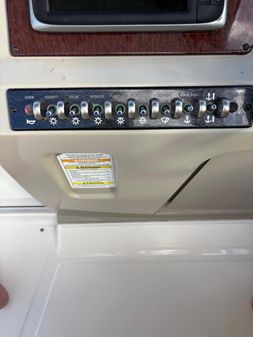 Sea Ray 370 Venture image