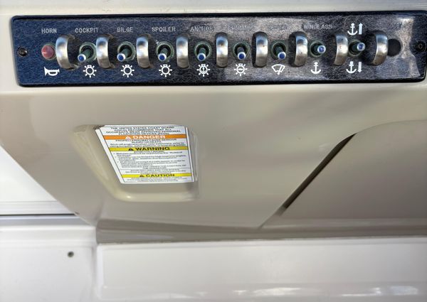 Sea Ray 370 Venture image