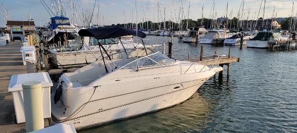 Maxum 2400 SCR 