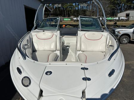 Crownline 220-LS image