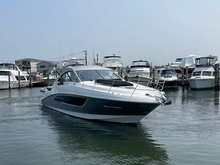 Sea Ray 510 Sundancer image