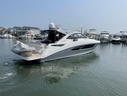 Sea Ray 510 Sundancer image