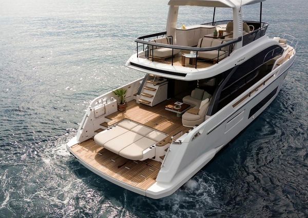 Azimut Fly 62 image