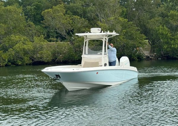 Boston-whaler 270-DAUNTLESS image