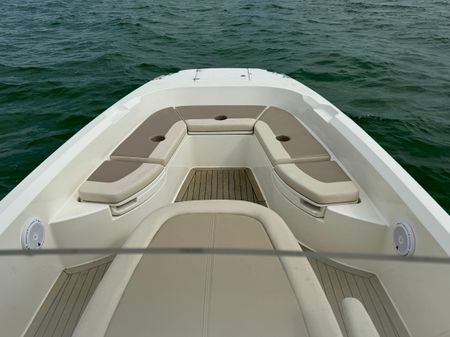 Boston-whaler 270-DAUNTLESS image