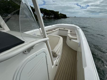 Boston-whaler 270-DAUNTLESS image