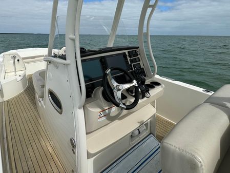 Boston-whaler 270-DAUNTLESS image