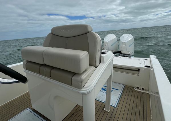 Boston-whaler 270-DAUNTLESS image