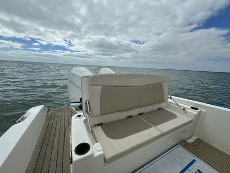 Boston-whaler 270-DAUNTLESS image