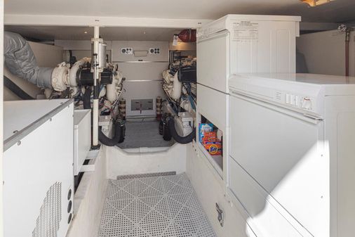 West-bay 58-PILOTHOUSE-MOTOR-YACHT image