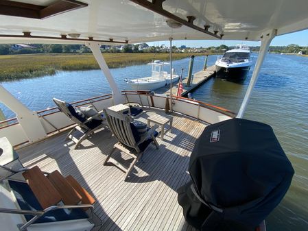 Albin 43 Sundeck image