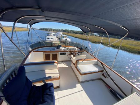 Albin 43 Sundeck image