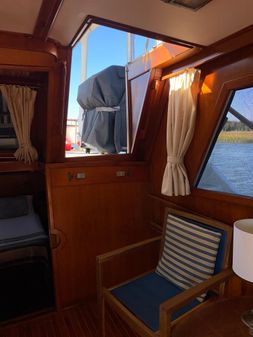 Albin 43 Sundeck image