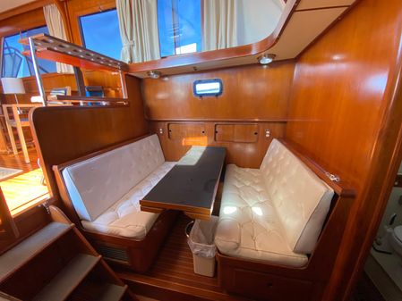 Albin 43 Sundeck image