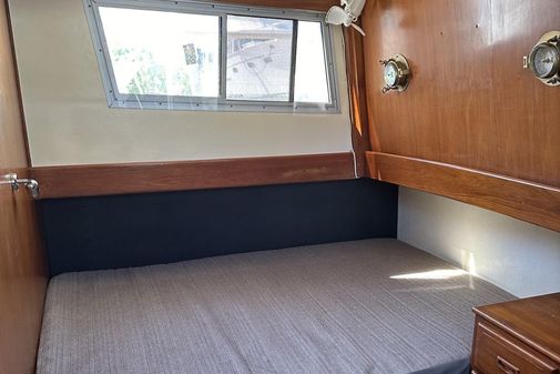 Marine-trader DOUBLE-CABIN image
