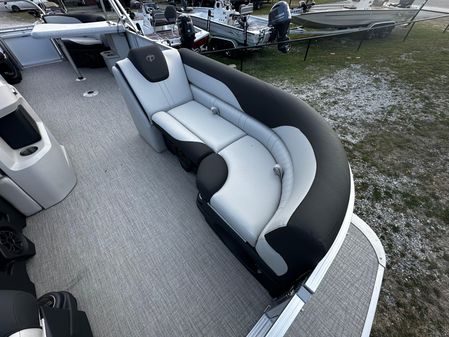 Tahoe-pontoon LTZ-2385-ENT image