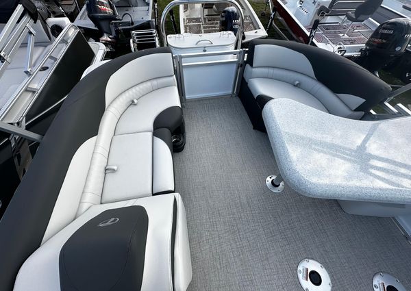 Tahoe-pontoon LTZ-2385-ENT image