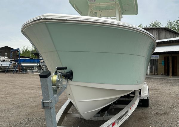 Cobia 262-CENTER-CONSOLE image