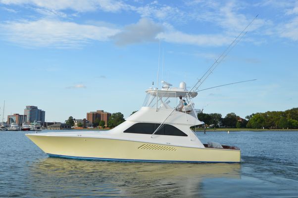 Viking 48 Convertible - main image