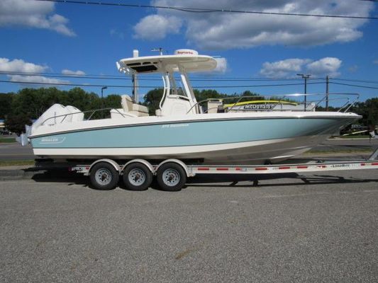 Boston Whaler 270 Dauntless - main image