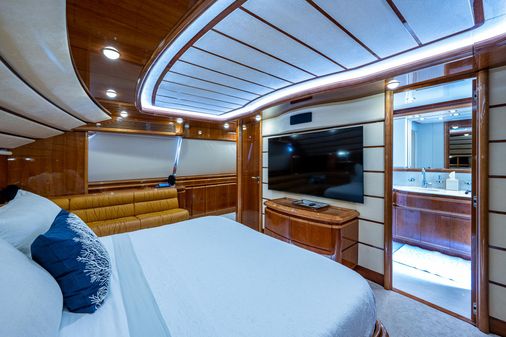 Ferretti Yachts 94 Raised Pilot House image