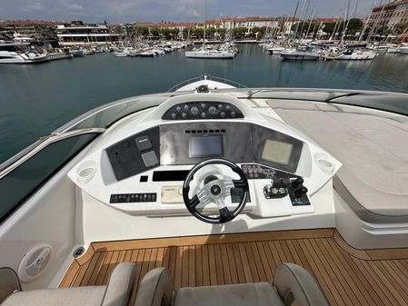 Sunseeker 90 Yacht image