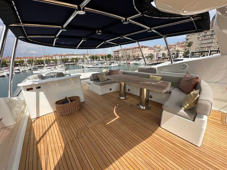 Sunseeker 90 Yacht image