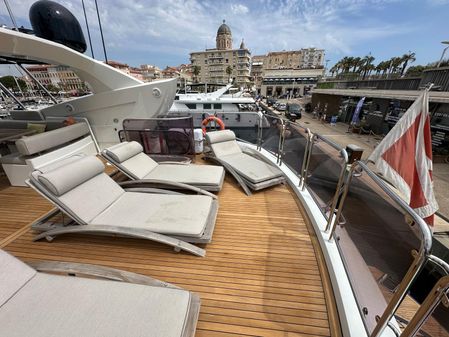 Sunseeker 90 Yacht image