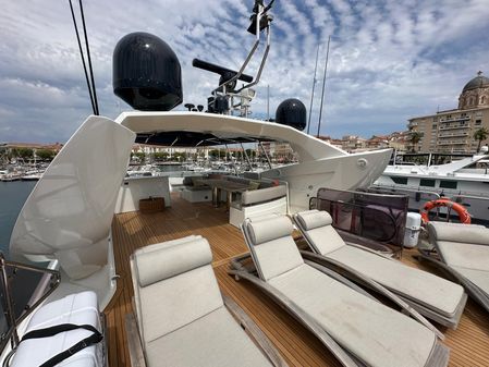 Sunseeker 90 Yacht image