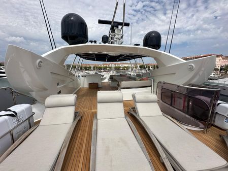 Sunseeker 90 Yacht image