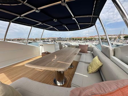 Sunseeker 90 Yacht image